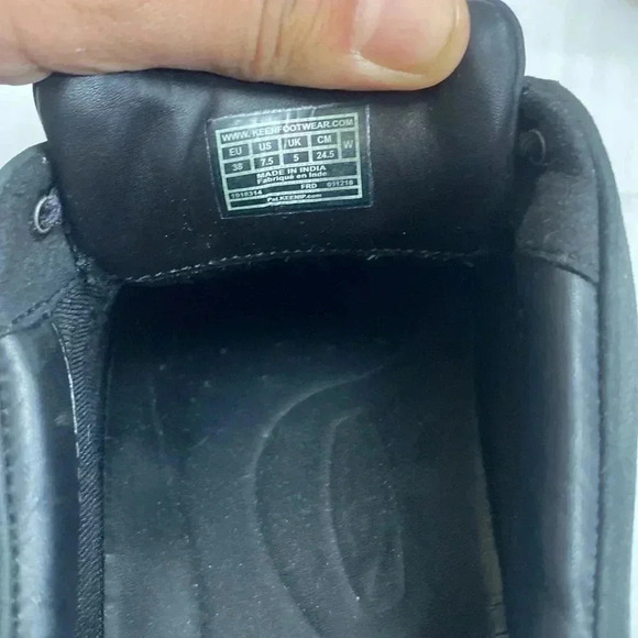 KEEN Women's Presidio 2 Leather Low Height Sneaker (Size 7.5) - Picture 5 of 12